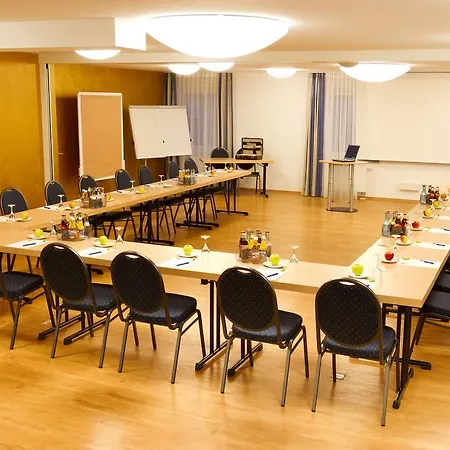 Otel Businesshotel Schramberg